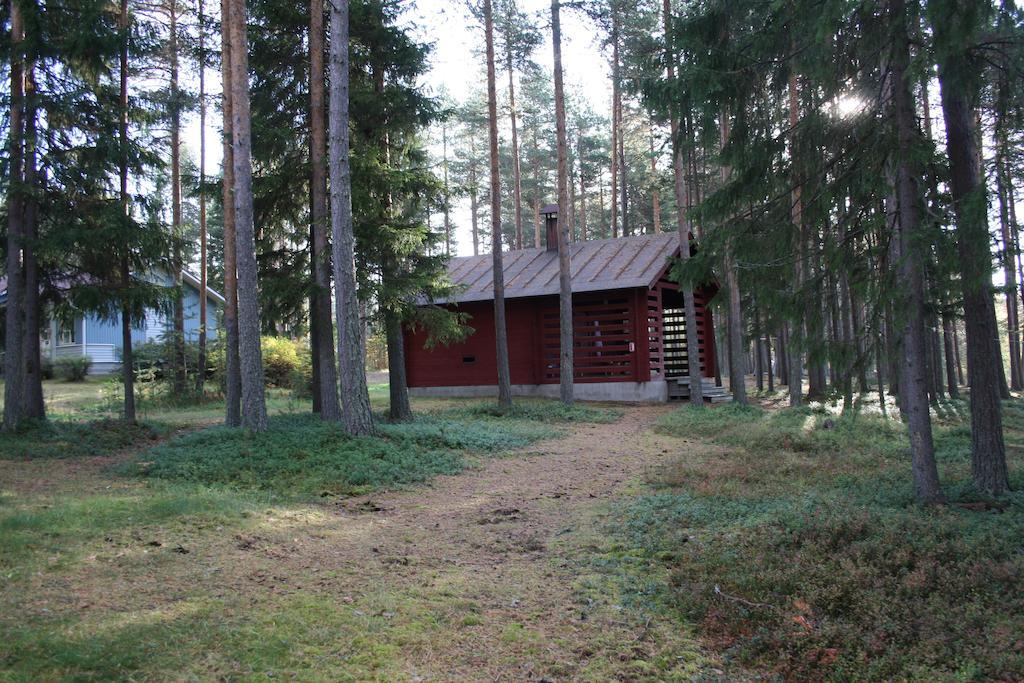 Guest house Lohijaerven Eraekeskus